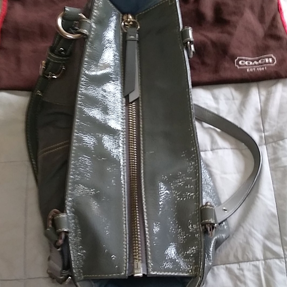 Coach F13761 Patent Leather Satchel W/ Dust Bag - Picture 6 of 12